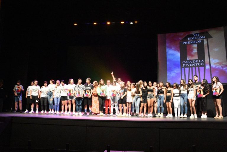 <strong>El Ayuntamiento premia el talento joven de Punta Umbría</strong>