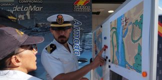 La Armada simula en Ayamonte un choque entre un buque de pesca y un ferry de pasajeros simulacro Ayamonte