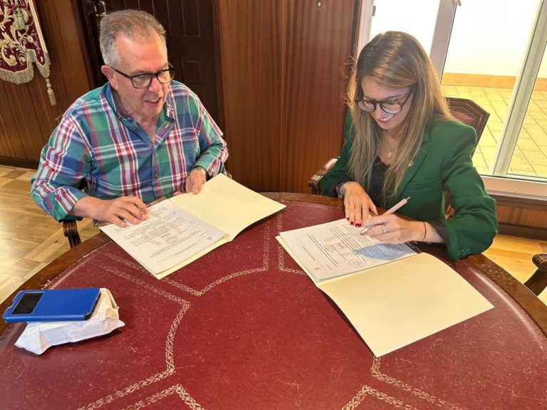 <strong>El ayuntamiento de Ayamonte contribuye al mantenimiento del economato social</strong>