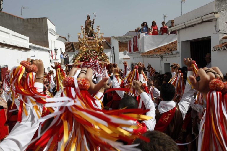 <strong>Alosno celebra sus fiestas patronales de San Juan Bautista del 13 al 24 de junio</strong>