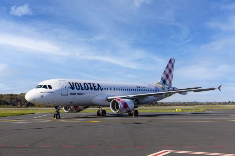 Cepsa y Volotea sellan una alianza para impulsar la aviación sostenible