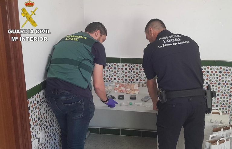 <strong>Dos detenidos en la desarticulación de un punto de venta de droga en La Palma del Condado</strong>