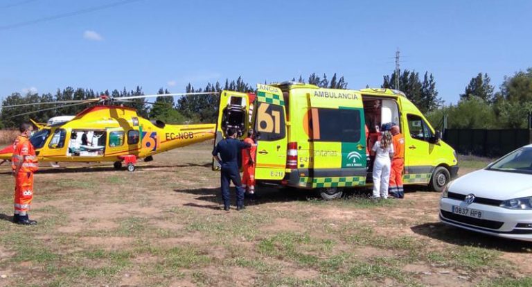 <strong>El 061 atiende a 1.761 personas en el dispositivo sanitario especial por el Rocío</strong>