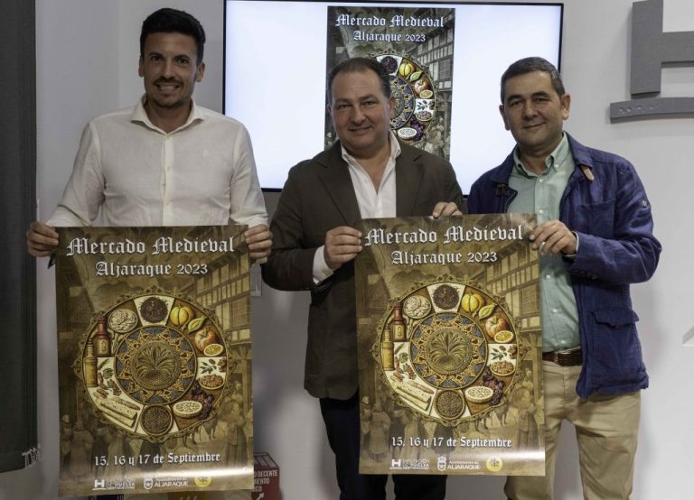 Pasacalles, juglares y espectáculos de fuego llenan Aljaraque en el XI Mercado Medieval