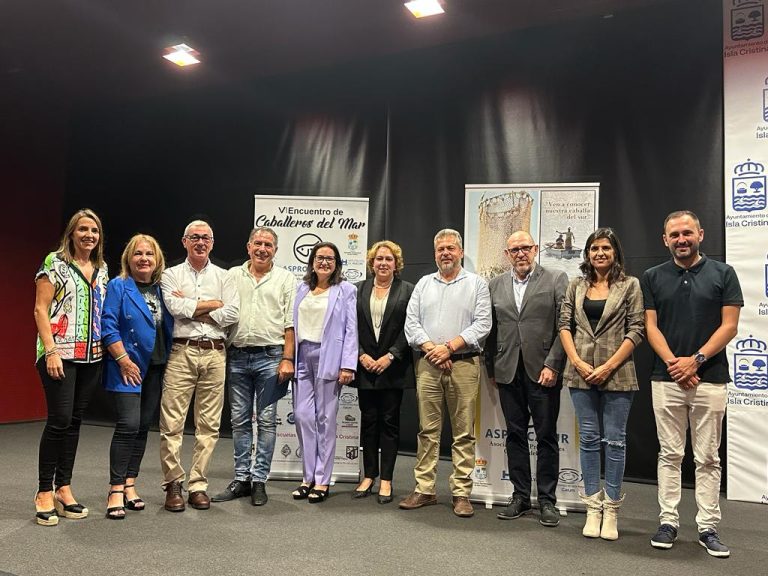 Inaugurado el VI Encuentro de Caballeros del Mar que se celebra en Isla Cristina