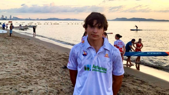 Rodrigo López en el Mundial Paddel Surf 2023