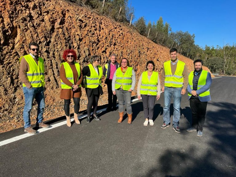 carretera La Nava y Encinasola