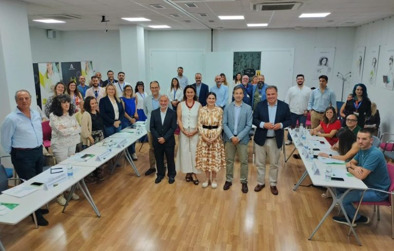 Cinco empresas de Huelva, finalistas de los XI Premios Emprendemos Top50 de la Junta por su alto componente innovador