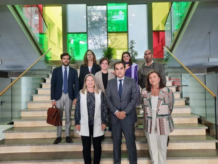 Abogados y procuradores onubenses del turno de oficio reciben más de 645.000 euros por las asistencias del primer trimestre