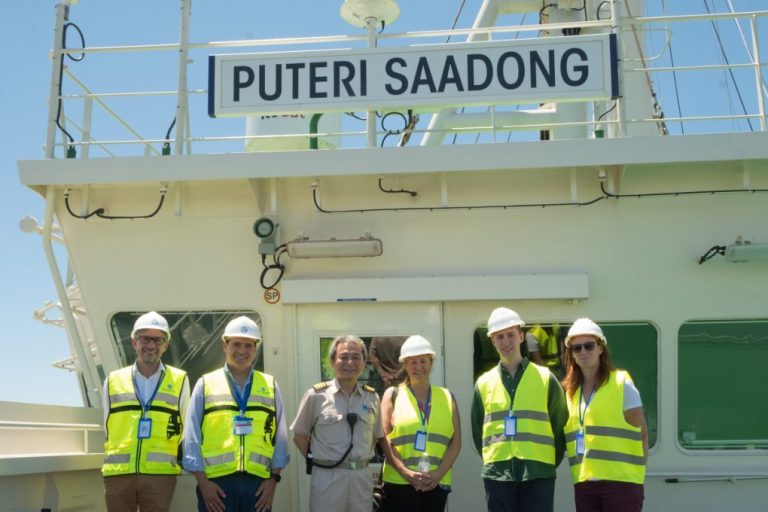 El Puerto de Huelva recibe la primera descarga de un buque de última generación de GNL proveniente de Estados Unidos, que la comercializadora Mercuria va a realizar en la Península