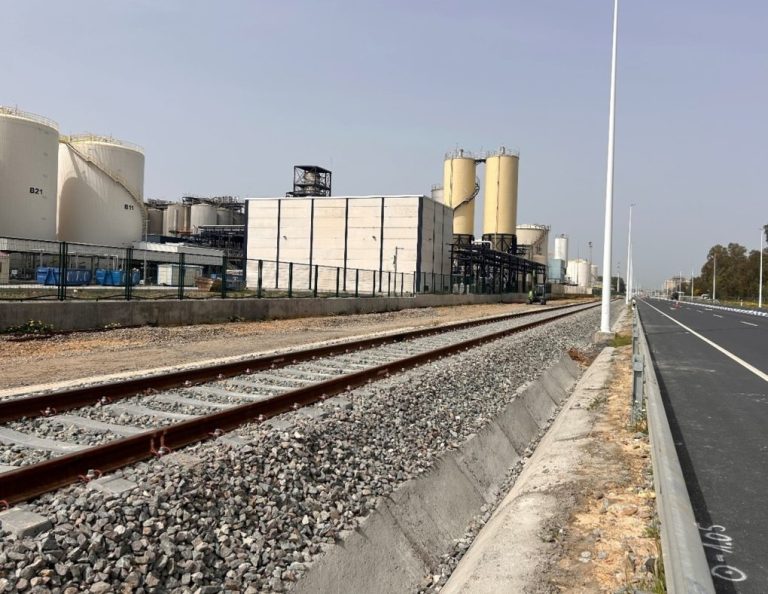 El Puerto de Huelva destina más de tres millones de euros a la renovación y modernización de vías férreas de su zona de servicio