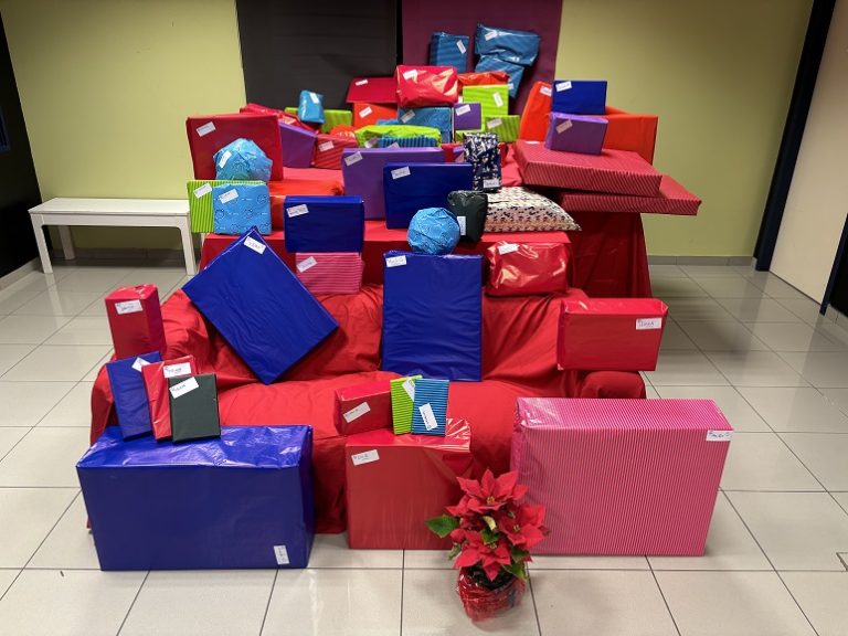 El Ayuntamiento de Punta Umbría inicia los preparativos navideños como el Encuentro de Elfos y la campaña ‘Sonríe con un juguete’