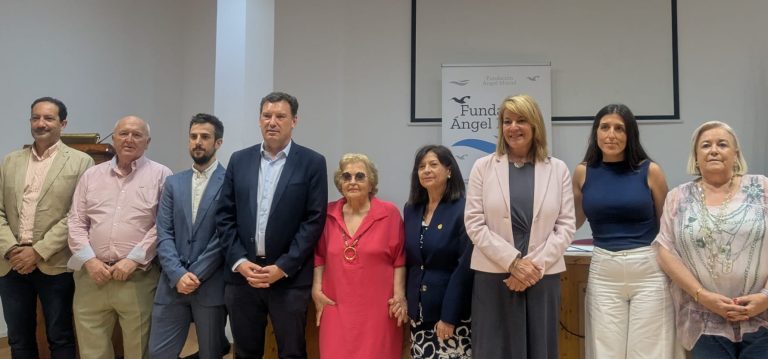 Jacobo Rogado resulta ganador del VIII Premio de Investigación Médica de la Fundación Ángel Muriel por un proyecto sobre el cáncer de pulmón en mujeres