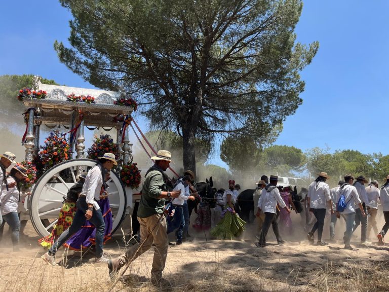 Hoy se desactiva el Plan Aldea con la salida de las últimas 50 filiales de El Rocío