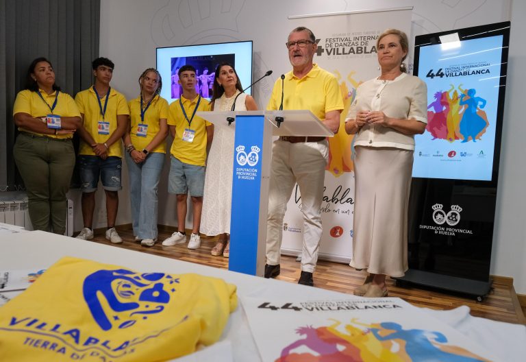 El folclore de Europa, África e Iberoamérica se cita a partir del día 23 de agosto en la 44 edición de Festival Internacional de Danzas de Villablanca