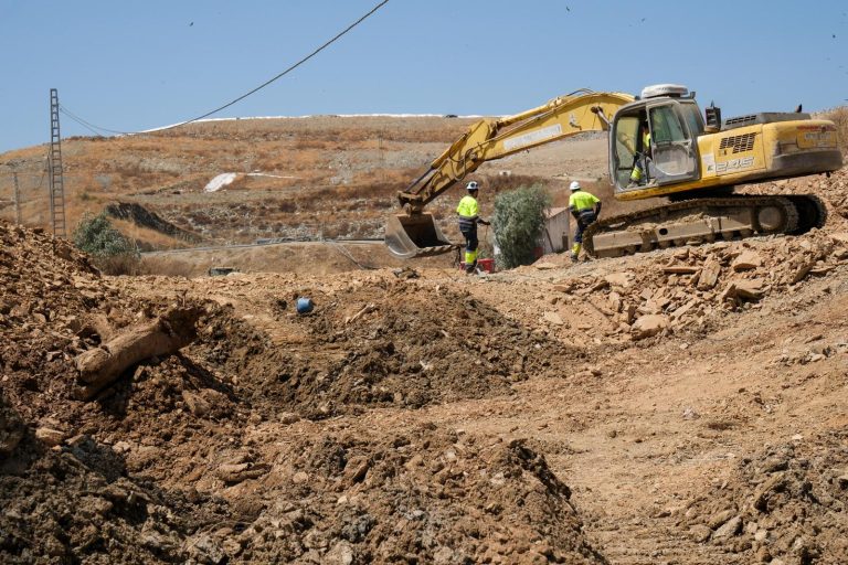 La planta de Villarrasa encapsula un afloramiento de agua subterránea en un antiguo vaso