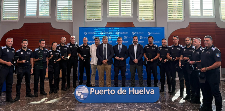 El Puerto de Huelva incorpora 13 efectivos de la Policía Portuaria para reforzar la vigilancia, la seguridad y la capacidad operativa en sus instalaciones