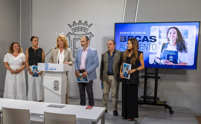 El Ayuntamiento de Huelva y la Universidad impulsan el talento onubense con las nuevas becas ‘Ciudad de Huelva’