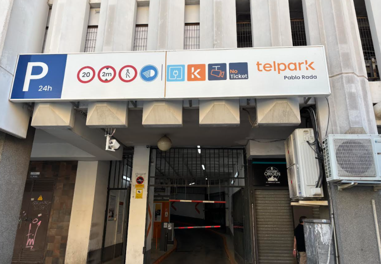 Huelva Impulsa el Comercio Local con Nuevos Descuentos de Aparcamiento Telpark en el Centro