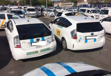 IU valora que el Gobierno no suba las cuotas a los 29.679 autónomos de Huelva Taxi Huelva autónomos