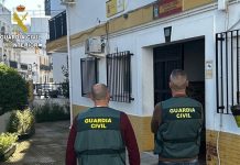 Un hombre se da a la fuga tras apuñalar a su pareja en Isla Cristina
