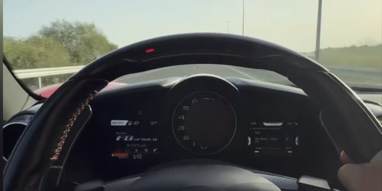 Detenido por circular a 210 km/h en La Antilla y subirlo a Instagram