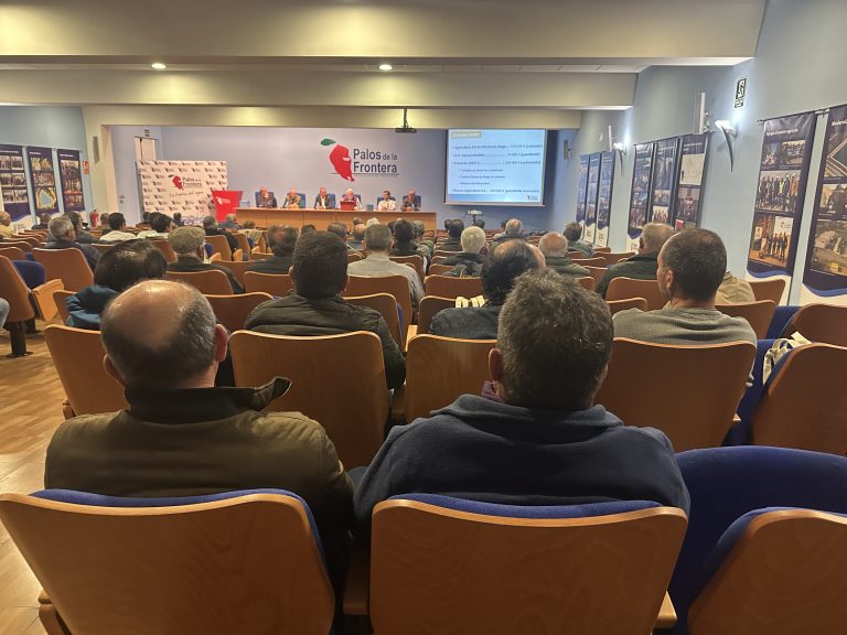 La CR Palos celebra su 62 asamblea con unas cuentas equilibradas y alerta del riesgo de la sequía