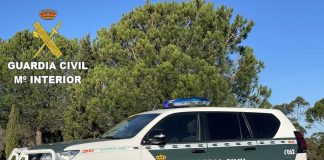 Investigan la muerte de una persona al precipitarse de un edificio en Matalascañas