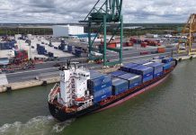 El Puerto presenta su nueva línea regular en contenedor Huelva-Canarias