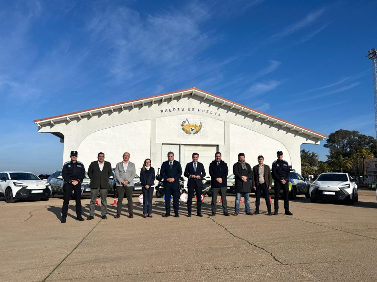 El Puerto de Huelva renueva su parque móvil con 12 nuevos vehículos