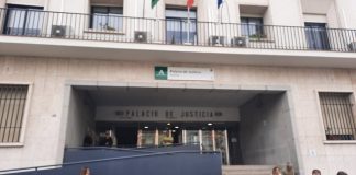 Tres años y medio de prisión para el acusado de amenazar con un cuchillo a un médico en Isla Cristina
