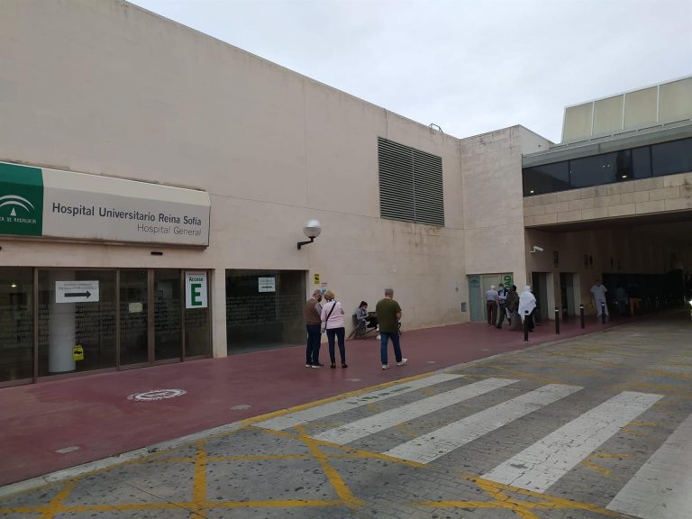 Las víctimas del accidente de Adamuz se elevan a 46 tras la muerte de una mujer de La Palma del Condado