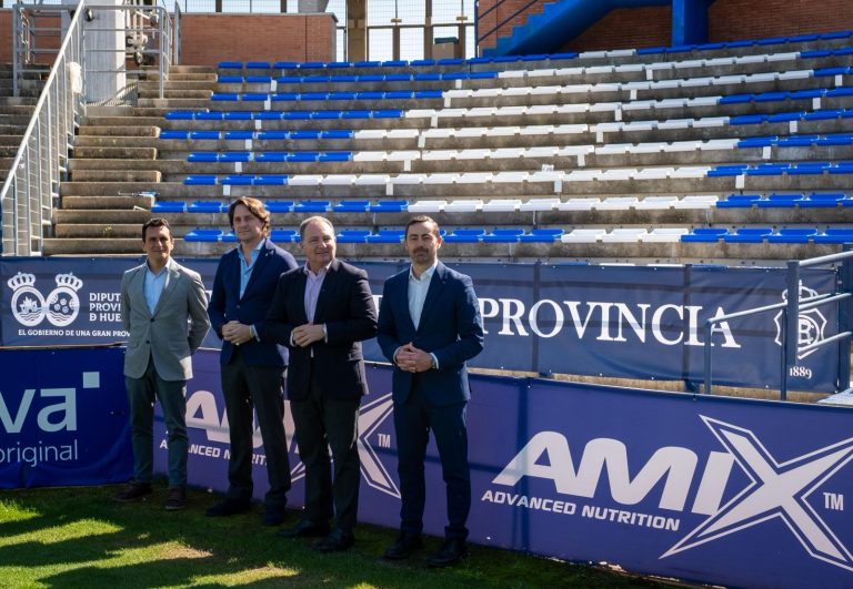 Los pueblos de Huelva, más cerca del Decano con la Grada de la Provincia