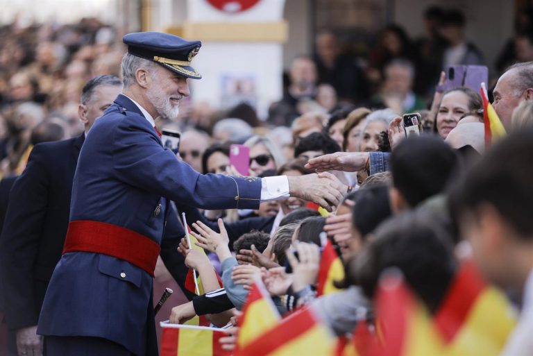 Felipe VI preside el centenario del Plus Ultra en Palos