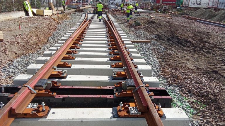 Interrumpida la circulación ferroviaria entre Jabugo y Valdelamusa por desprendimiento de tierra