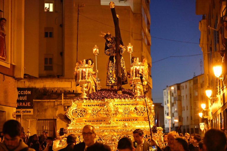 La procesión del Calvario en imágenes