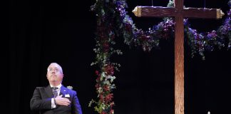 Pedro Jesús Álvarez anuncia la Semana Santa de Ayamonte con un emotivo pregón