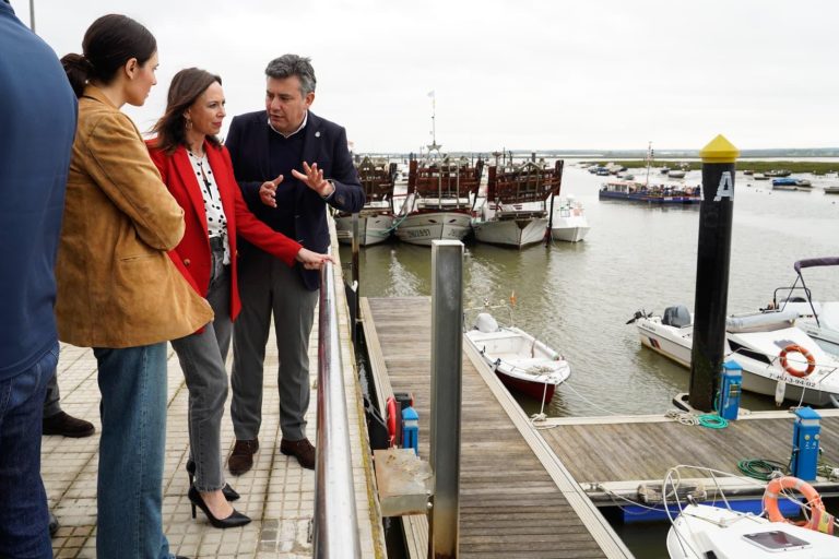 La Junta finalizará en Semana Santa las obras de mejora de la navegabilidad del puerto de El Terrón