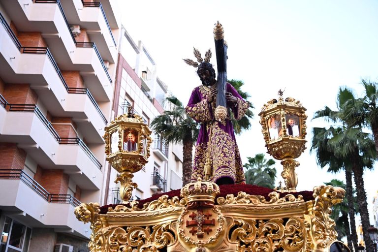 La procesión de Pasión en imágenes