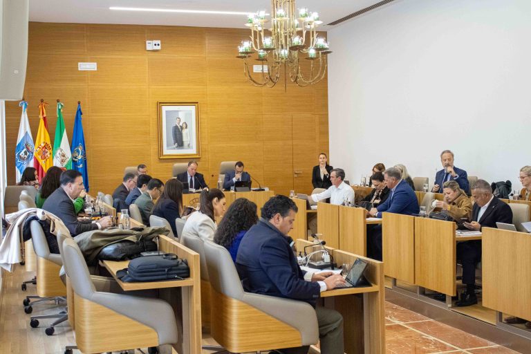 La Diputación liderará el proceso para declarar BIC el edificio de la antigua estación