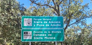 La Diputación instala nueva señalización turística en las carreteras de la Sierra