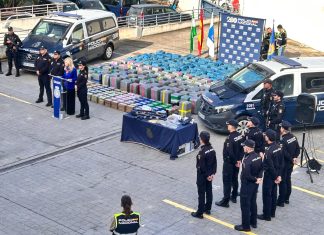 Intervenido el mayor alijo de cocaína de la historia en la costa de Huelva