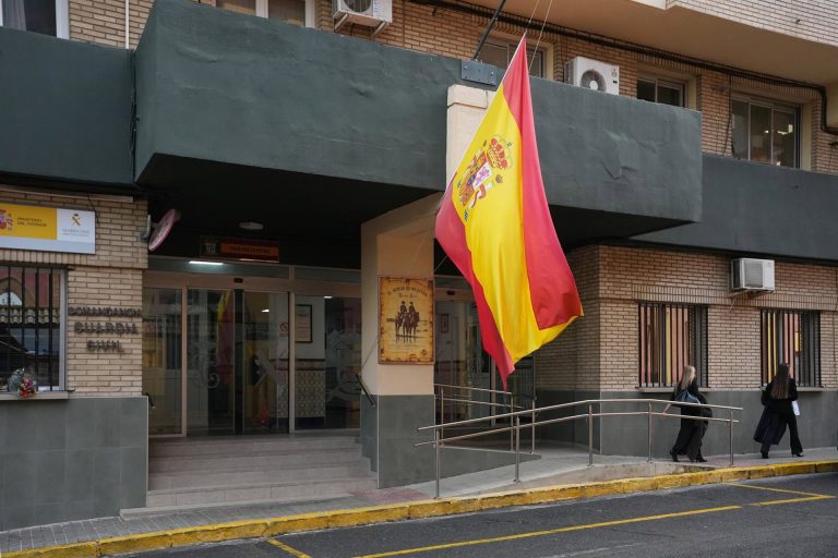 Abren diligencias por la muerte de uno de los guardias civiles que perseguían la narcolancha