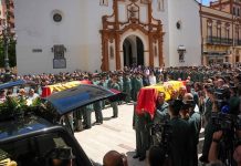 Huelva arropa a la Guardia Civil en el funeral de los dos agentes fallecidos Iglesia de la Concepción