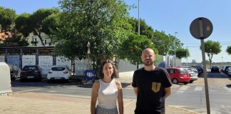 IU Punta Umbría exige a la Junta que rectifique y mantenga el ciclo de cocina en el IES Saltés Víctor M. Ruiz y Laura Chamorro IU Punta Umbría