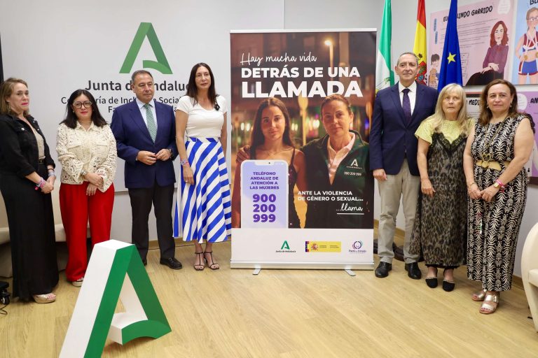 La Junta refuerza la lucha contra la violencia de género con ‘Hay mucha vida detrás de una llamada’