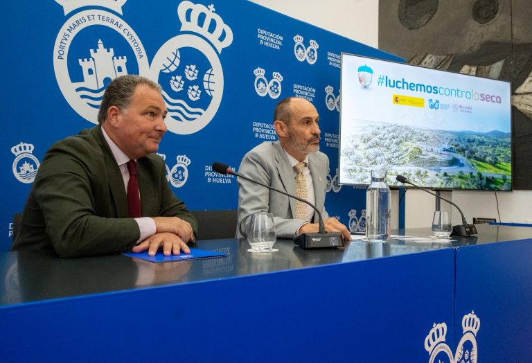 Diputación y UHU se unen contra la seca de la encina