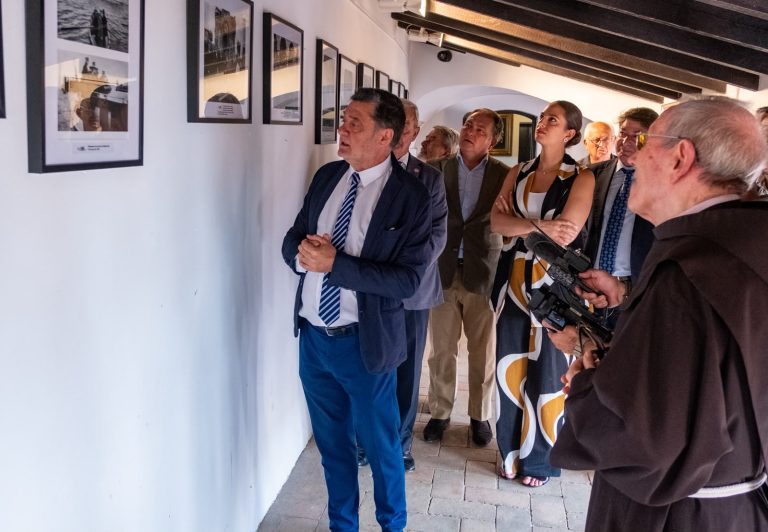 El Monasterio de La Rábida revive la gesta del Plus Ultra en el centenario de su vuelo