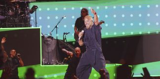 Huelva baila al ritmo de Ricky Martin