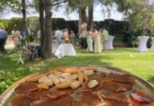 Las fiestas privadas ganan terreno en la Costa de Huelva y disparan la demanda de servicios de catering especializados